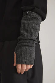 Hope ribbed fingerless mittens, grey