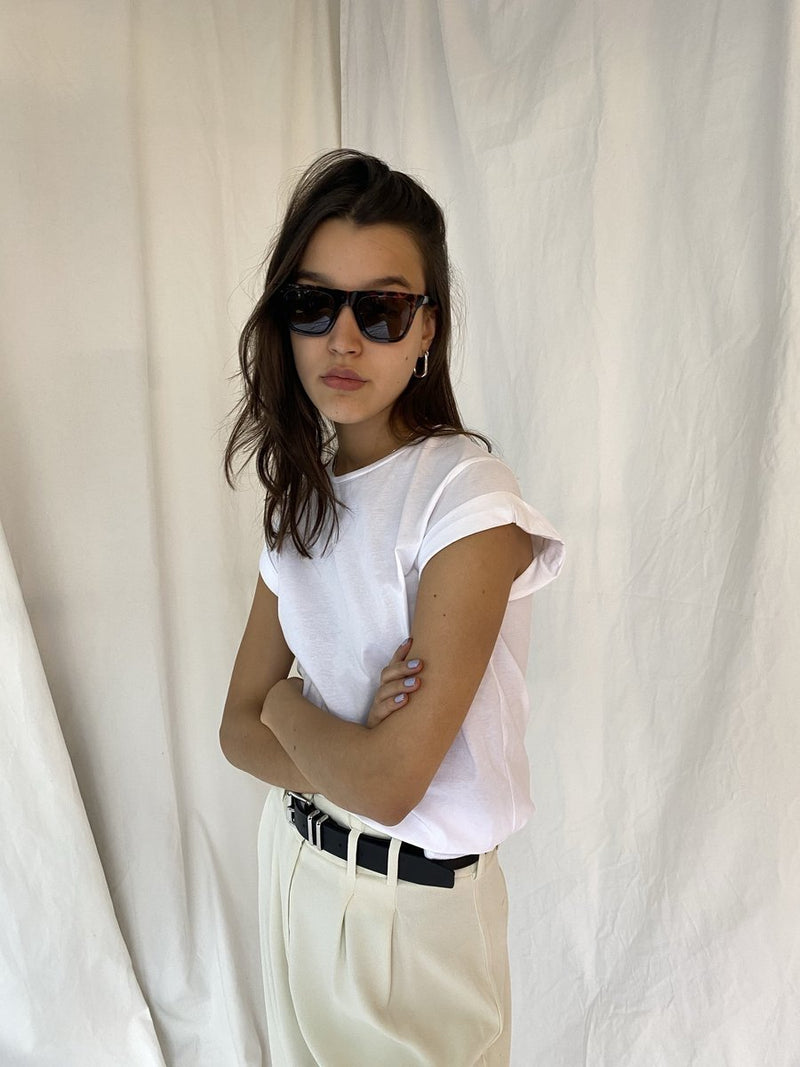 The Sept boyfriend white T-shirt with rolled sleeves